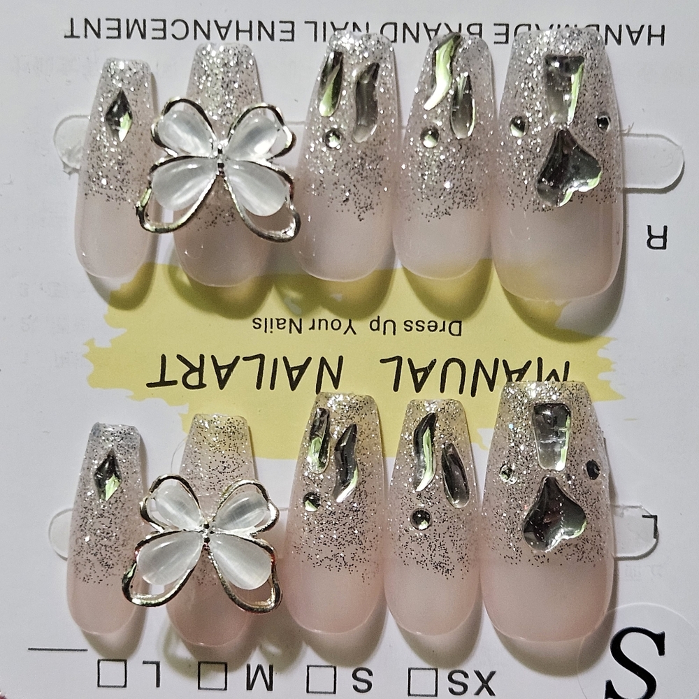 Bougie Nails Press-on nails glue-on nails artificial nails fake